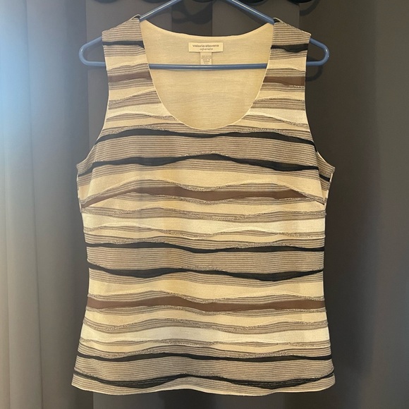 Valerie Stevens Tops - 121.  Valerie Stevens “Separates” Top Size M